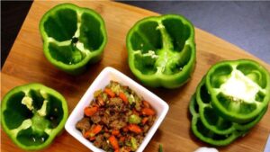 Read more about the article How to Use Green Capsicum in Indian-Style Dinner Dishes